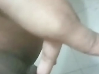 wasroom  with fingering and shawar desi girl
