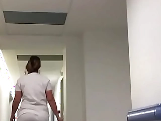 Gros cul d’infirmière 2