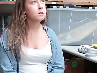 Shy Teen Arrested on Moment Of Shoplifting - Lifterx porn video 
