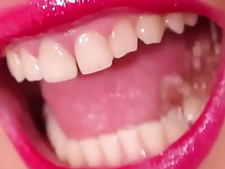 Sharpest teeth Extreme close up #14