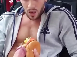 Vai um hambúrguer com um molinho especial?