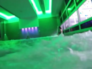 Flashing my dick vanguard of a young girl in public swimming pool SPA and helps me masturbate - it's very risky up people near - MissCreamy