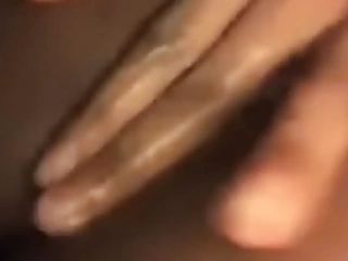 Ebony Side Chick Plays With the brush Pretty Cream colored Pussy and Fingers the brush taut little hole