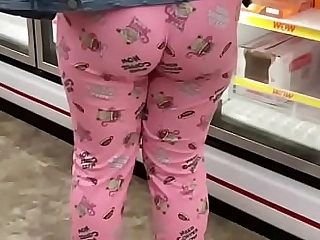 FAT Delicious BOOTY IN PAJAMAS!! Booty snatcher