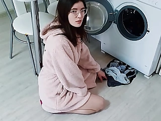 My Step Sister was NOT stuck in get under one's washing machine and caught me when I wished to fuck her pussy