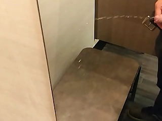 Letting out Pressure far the Fitting Room