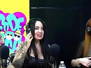 Mari Ávila e Elisa Sanches - Sexo Oral
