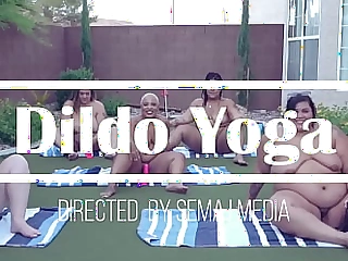 BBW Dildo Yoga