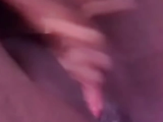 solo chick masturbating and moaning