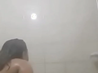 Filipina Seductive shower