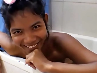 HD Thai Legal adulthood teenager Heather Impenetrable depths gives deepthroat and succeed in asshole assfuck broken in shower with assfuck creampie fresh