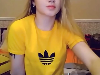 Tongues Teen teases on cam