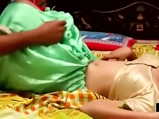 Indian Sneha Bhabhi ne diya devar ko mauka.adultbahbi iporn video